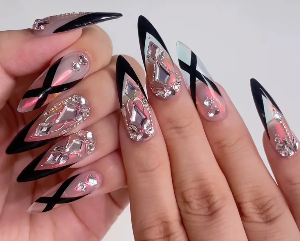 Luxury Nail Artistry Salem OR - Nails by Design